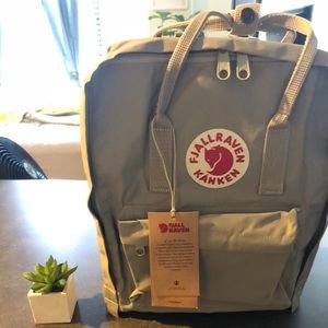 Fjvallraven Kanken Daypack (Putty)